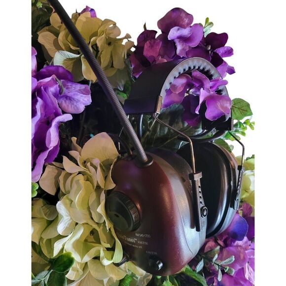 Vintage Elvex QuieTunes Earmuff Radio COM-660 AM/FM Noise Reducing - Picture 8 of 9